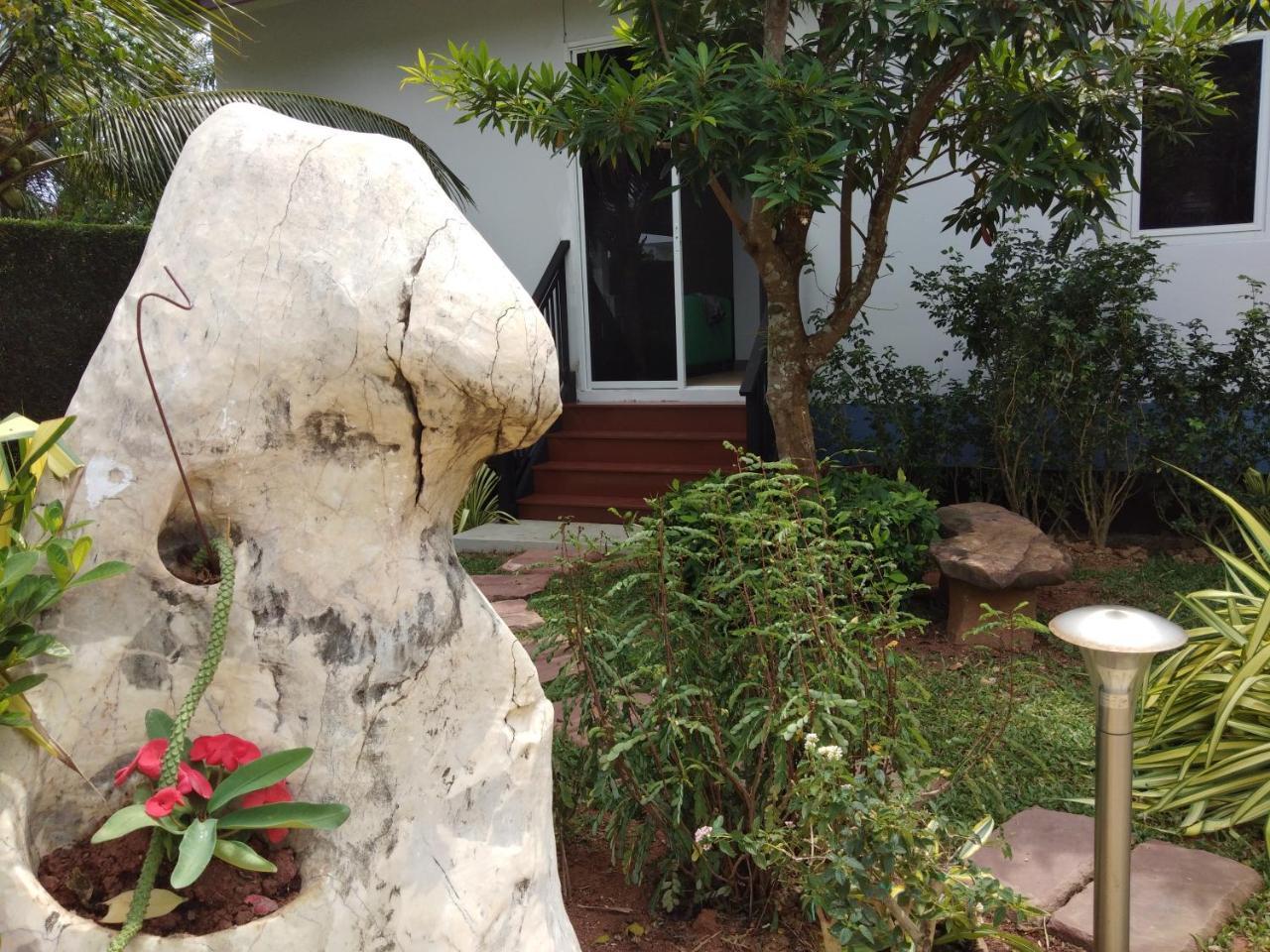 La Maison Ya Nui Resort Phuket Rawai Eksteriør billede